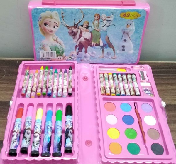 Non-toxic children’s coloring kit – ideal for creative learning and drawing