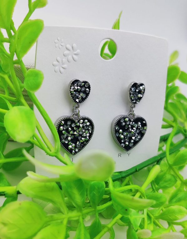 Elegant Heart Shaped Crystal Earrings for Women – Sparkling Romantic Jewelry