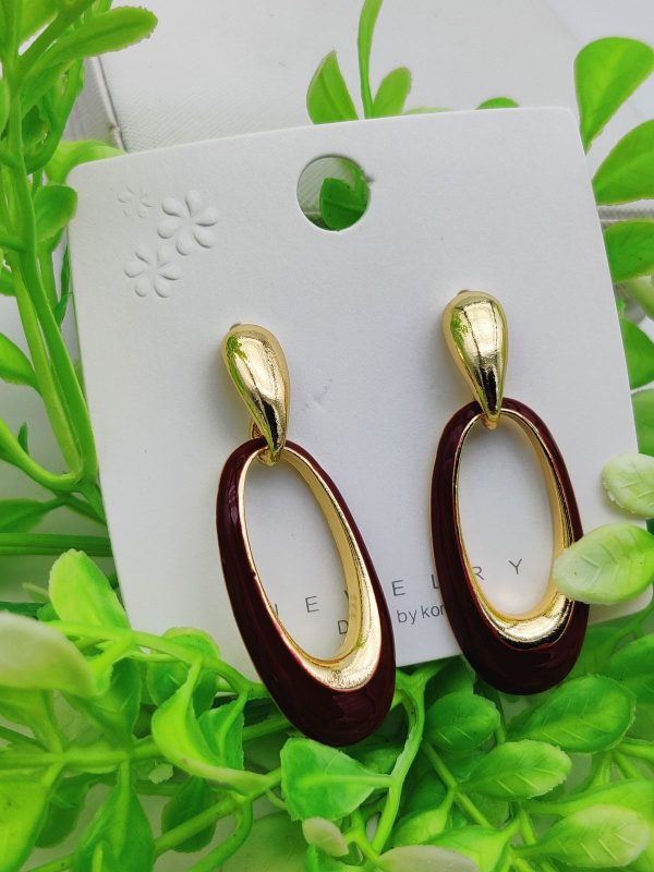 Gold-Plated Oval Drop Earrings – Elegant Lightweight Fashion Jewelry for Women in Pakistan