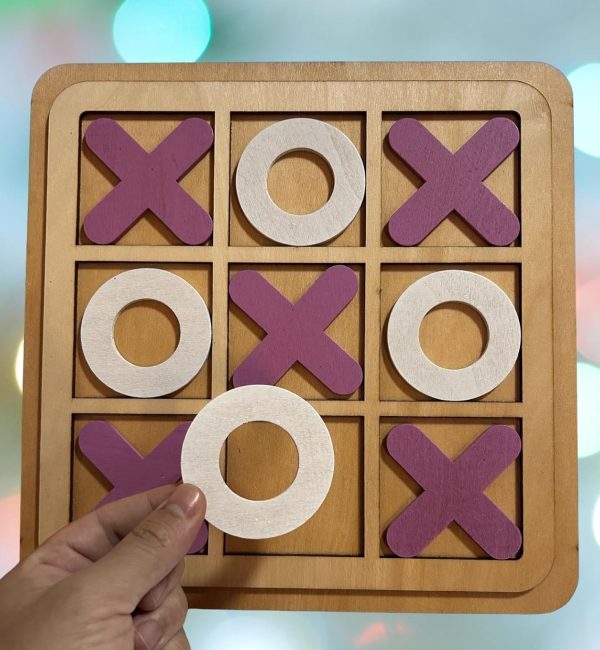Wooden Tic-Tac-Toe Board Game – Classic XO Educational Strategy Game for Kids & Adults, Durable 30cm Wooden Board (Random Color)