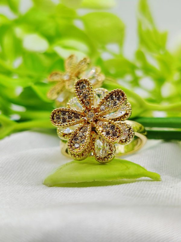 Silver blooming flower adjustable ring with shining crystals – elegant ring for girls