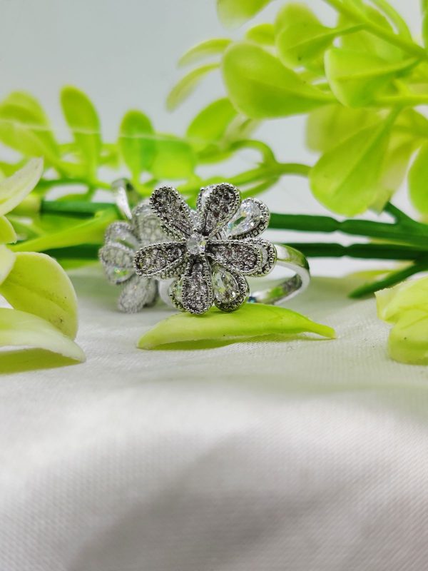 Silver blooming flower adjustable ring with shining crystals – elegant ring for girls