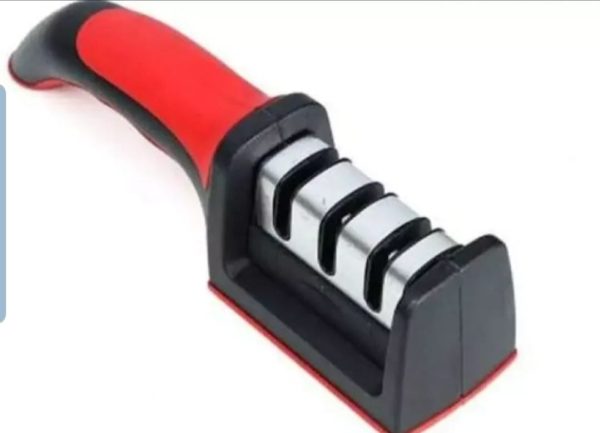 3 in 1 Manual Knife Sharpener – Stainless Steel 3-Stage Handheld Tool for Kitchen Knives in Pakistan
