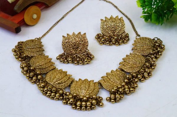 Antique Silver Afghani Flower Choker Necklace With Earrings – Ethnic Jewelry Set For Women and Girls