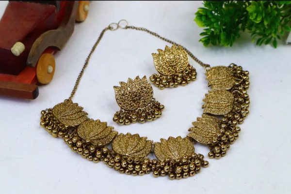 Antique Silver Afghani Flower Choker Necklace With Earrings – Ethnic Jewelry Set For Women and Girls