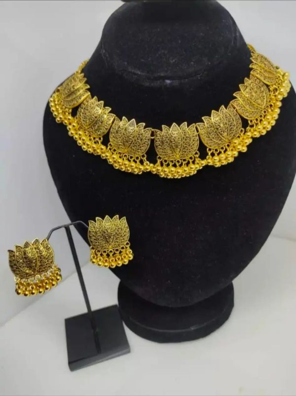 Antique Silver Afghani Flower Choker Necklace With Earrings – Ethnic Jewelry Set For Women and Girls