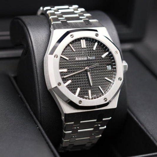 Luxury Stainless Steel Quartz Watch – Royal Oak Inspired | Premium Gift Box