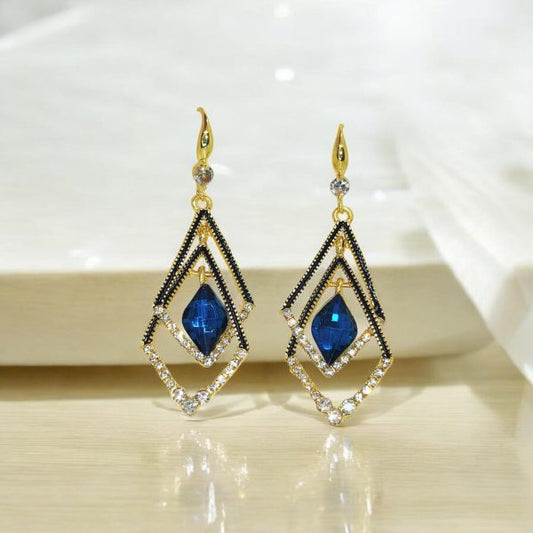 Dazzling Sapphire Geometric Drop Earrings with Blue Crystal and Gold Detailing – Elegant Statement Jewelry