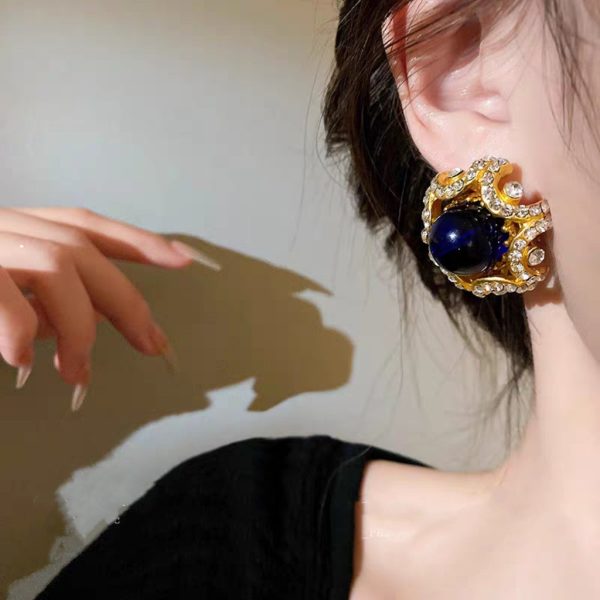 Dual-Toned Rhinestone Stud Earrings in Royal Purple and Ruby Red – Elegant Gold Base Jewelry for Girls and Women
