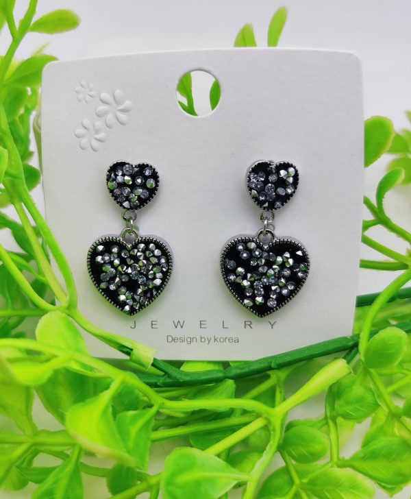 Elegant Heart Shaped Crystal Earrings for Women – Sparkling Romantic Jewelry