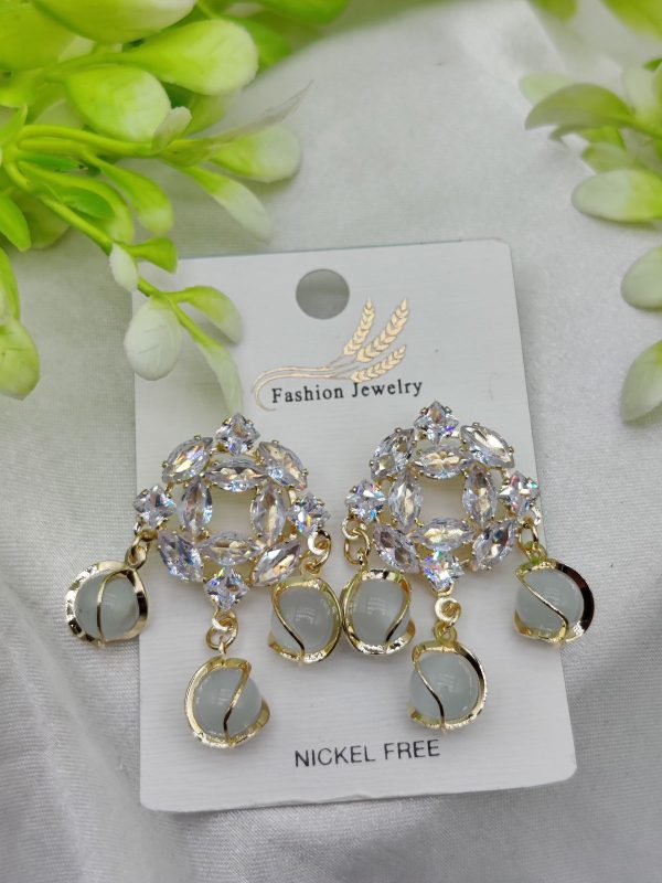 Imported Exquisite Crystal Halo Earrings with Chic Gemstone Dangles – Elegant Lightweight Nickel-Free Earrings for Women