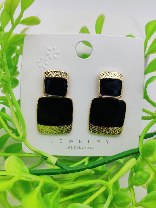 Geometric Black and Gold Statement Earrings – Bold Fashion Jewelry for Women