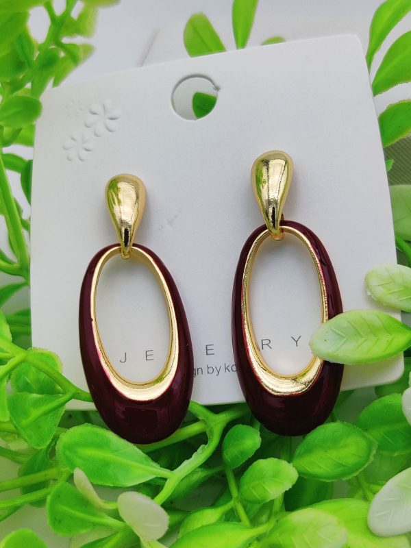 Gold-Plated Oval Drop Earrings – Elegant Lightweight Fashion Jewelry for Women in Pakistan