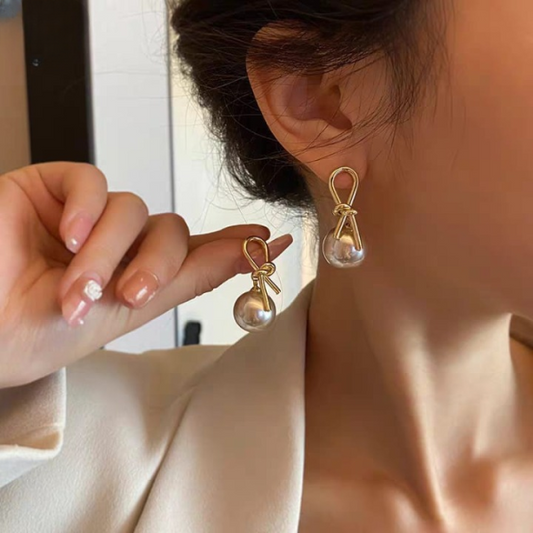 Knot Pearl Clip-On Earrings in Silver Grey – Fashion Artificial Jewelry for Women in Pakistan