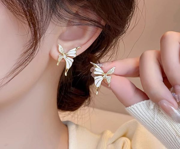 Luxury Dual Tone Zircon Butterfly Stud Earrings – Silver & Golden Artificial Jewelry for Women in Pakistan
