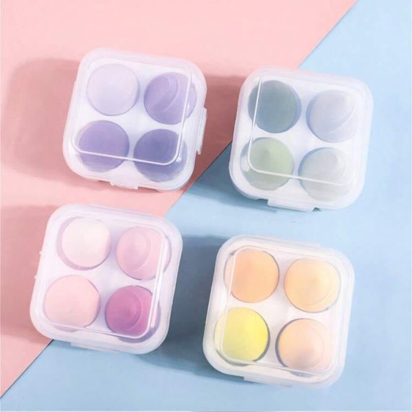 Pack of 4 Beauty Blenders with Plastic Case – Random Colors