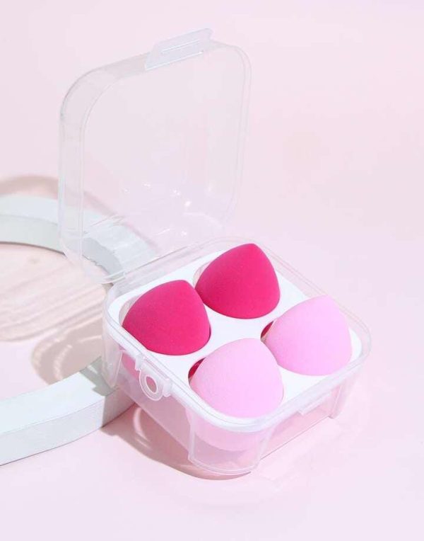 Pack of 4 Beauty Blenders with Plastic Case – Random Colors