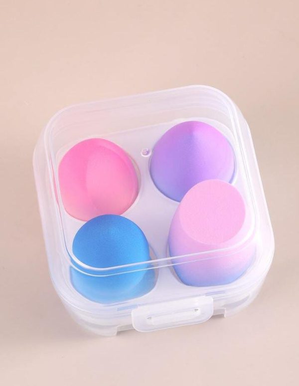 Pack of 4 Beauty Blenders with Plastic Case – Random Colors