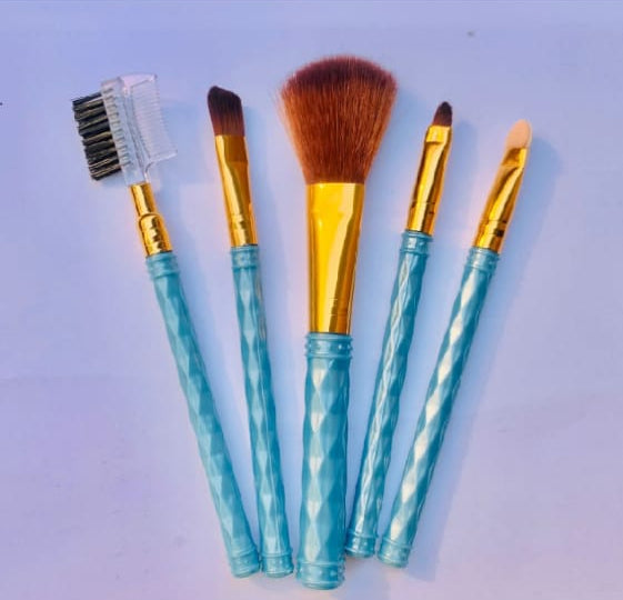 Renora Soft Makeup Brush Set (Pack of 5 - Random Color)