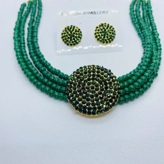 Stylish Pearls Necklace Set With Earrings – Elegant Beaded Jewelry For Girls & Women – Green, Blue, Black Variants